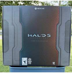 Halo 5: Guardians Limited Collector's Edition box set for the Xbox One.