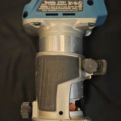 Makita XTR01 18V LXT Brushless Cordless Compact Router