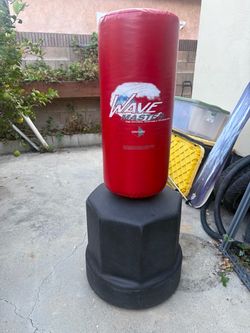 Century Original Wavemaster freestanding training bag