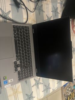 Lenovo LOQ 15IAX9 83GS