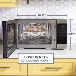 GE 3-in-1 Countertop Microwave Oven  Model: JES1109RRSS
