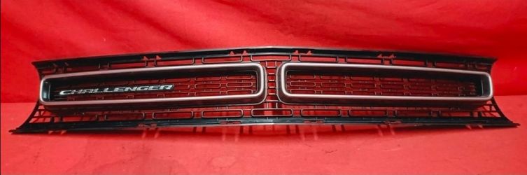 2015 2016 2017 2018 2019 Dodge Challenger SRT SRT8 Front Grille (contact info removed) OEM