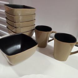 Set of 6 Bowls + 2 Mugs (Gently used Like New) $7 Pick up McKinney 