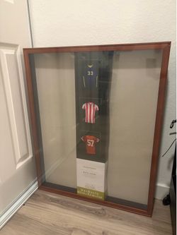 Jersey frame