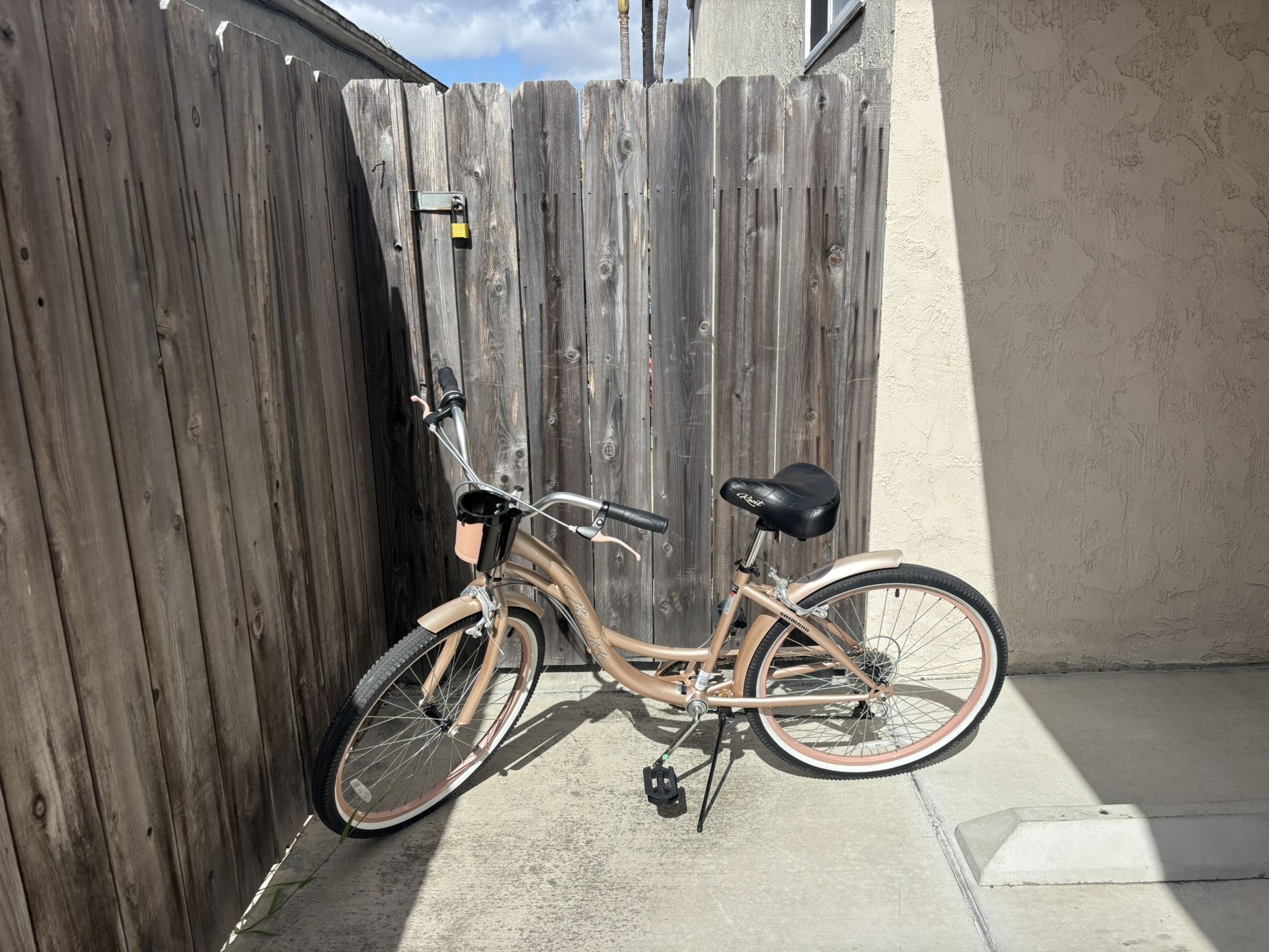 Pink Beach cruiser