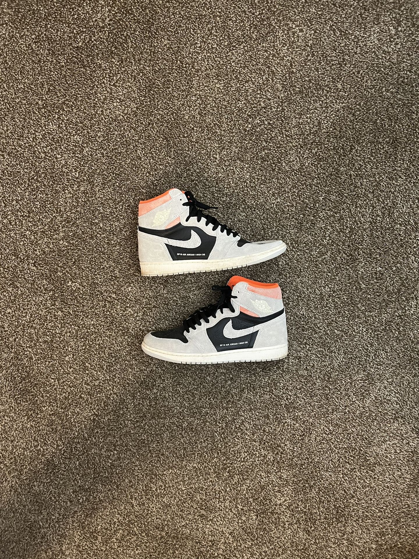 Jordan 1 Hyper Crimson Size 11