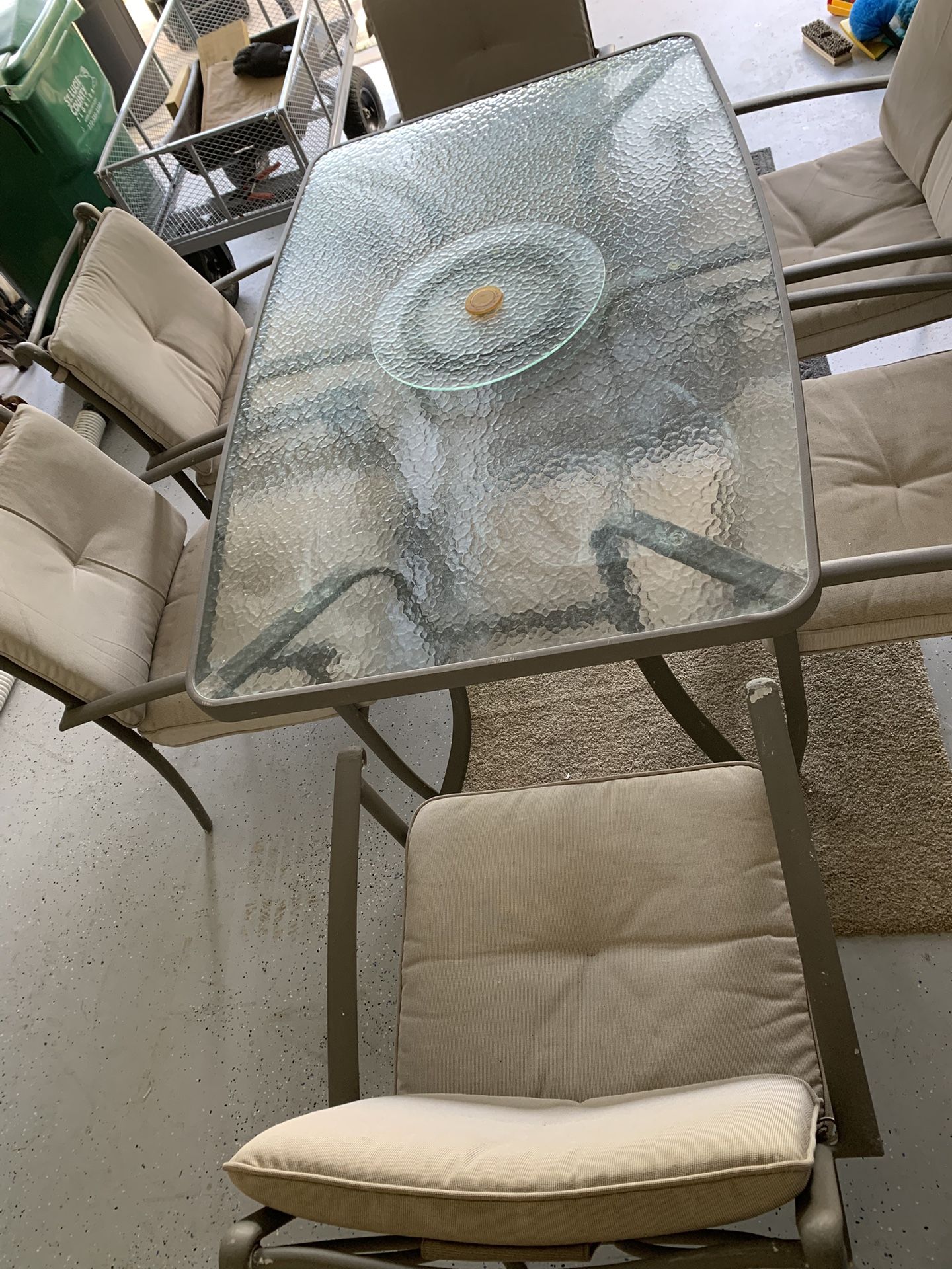 Patio Table and Chairs - $60- CASH ONLY - PICK UP ONLY