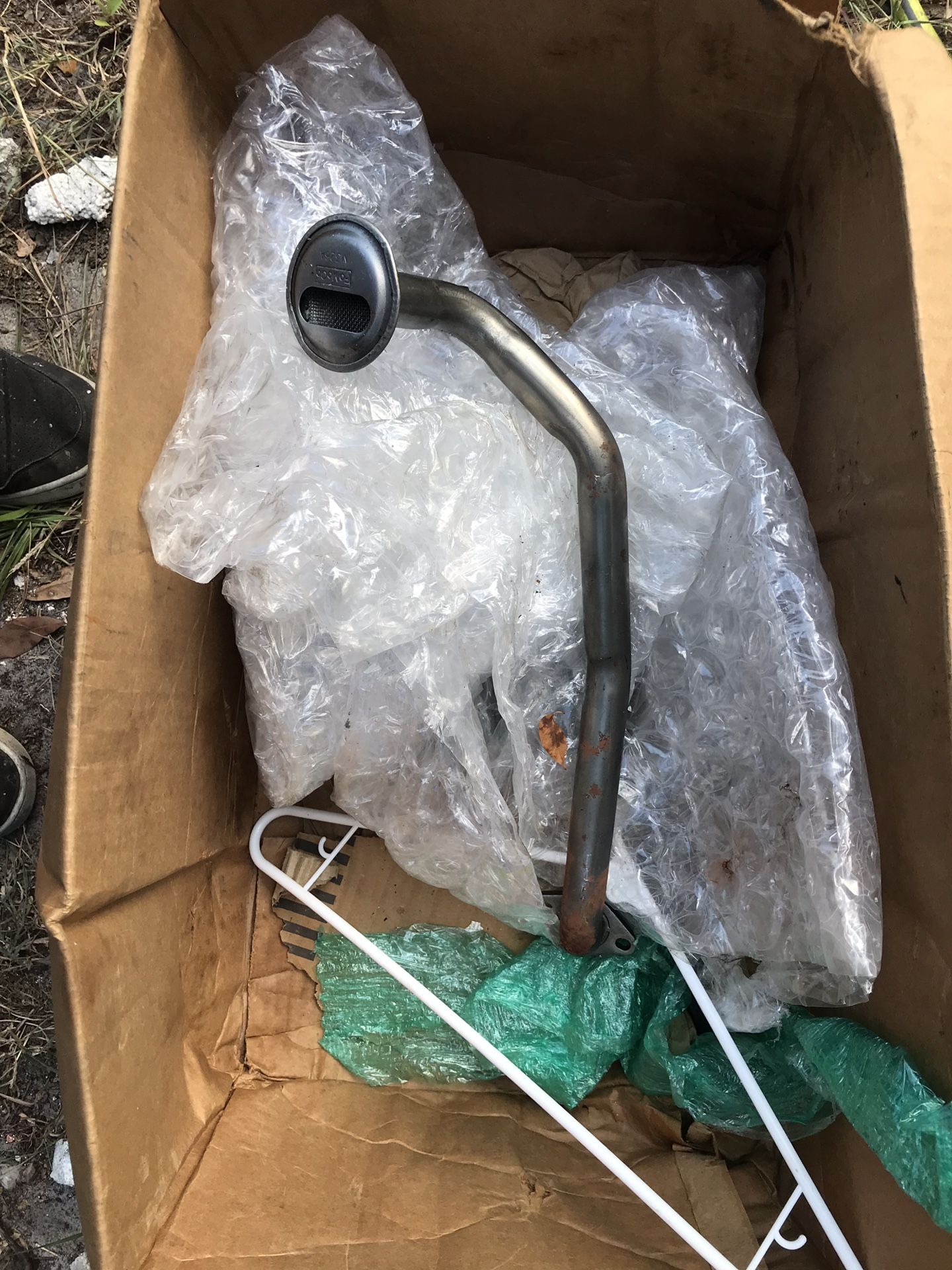 2003 - 2004 OEM FORD MUSTANG COBRA OIL PICK UP TUBE