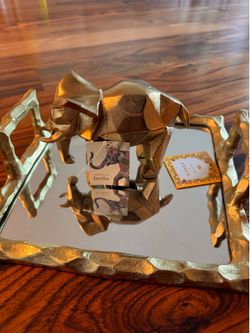 Glass tray with elephant for good luck