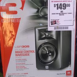 JBL Studio Monitor