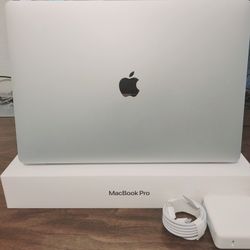 16inch Apple MacBook Pro, Core i9, 1TB, 16gb ram, 4K Retina, Radeon Pro, Newest MacOS, Box