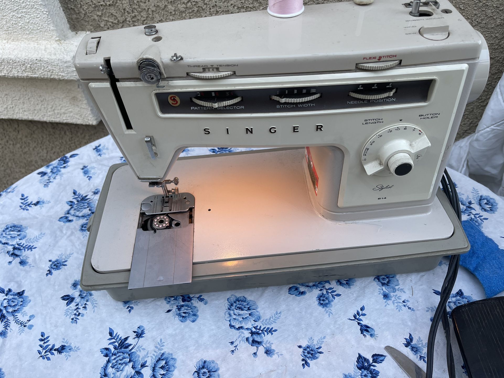 Vintage Singer Sewing Machine
