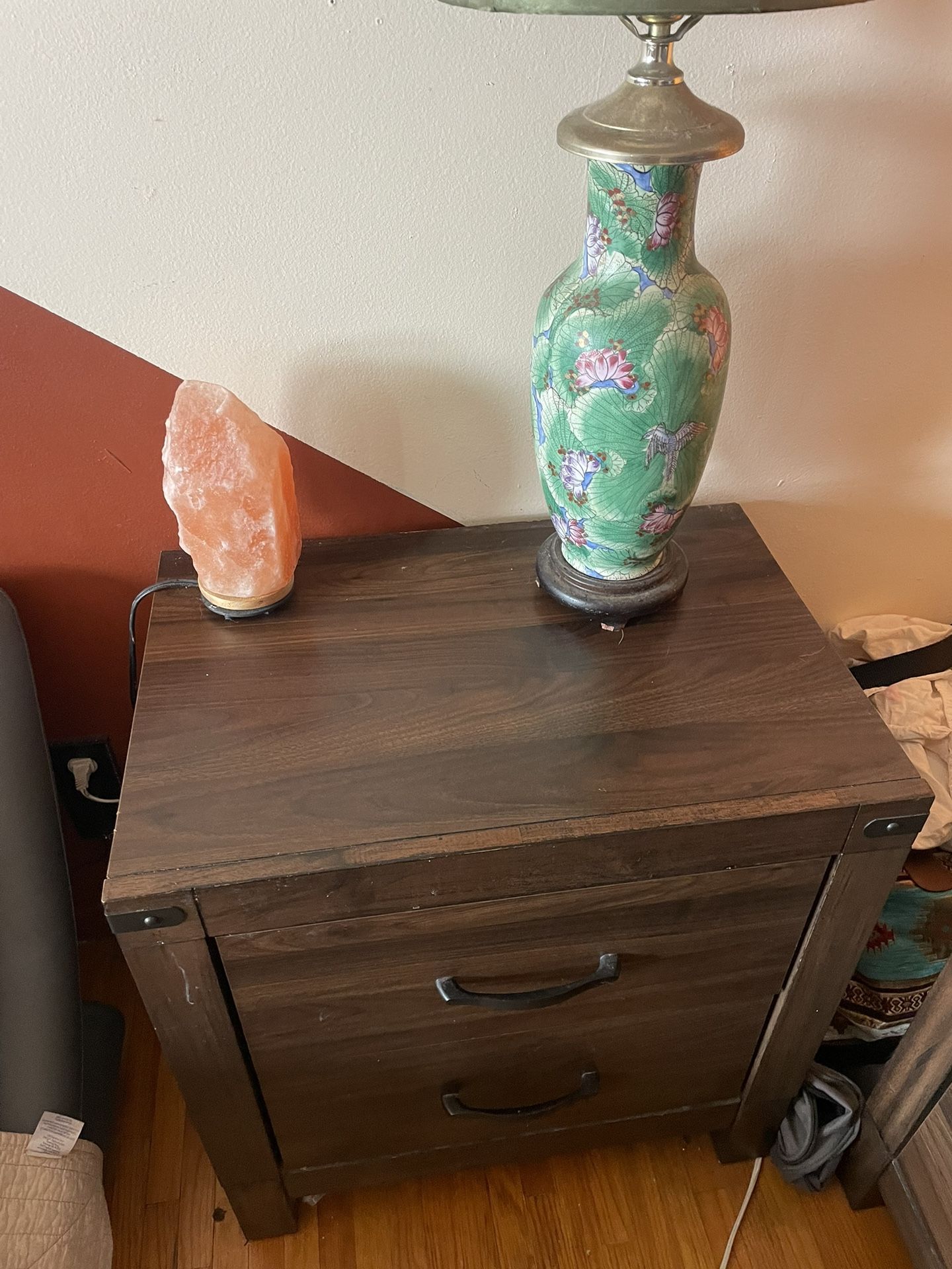 Dresser Mirror And 2 Night Stands 90063