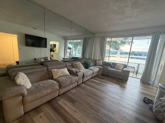 🛋️ El Dorado Furniture Power Reclining Sectional – Excellent Condition