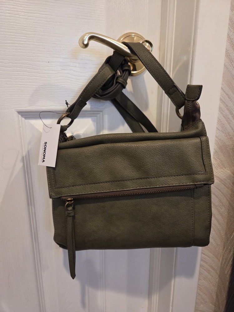 SONOMA Brand Ladies Crossbody Bag In Olive - Brand New!