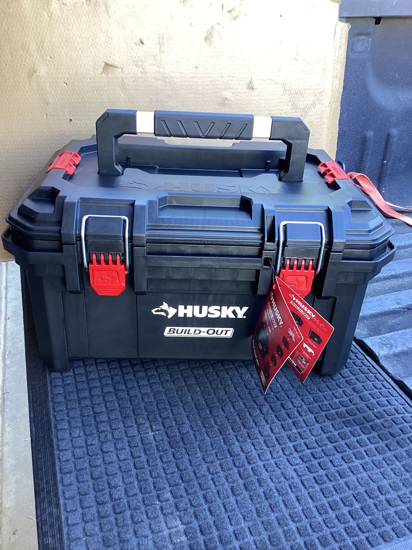 HUSKY BUILD-OUT 22-IN MODULAR TOOL STORAGE LARGE TOOL BOX