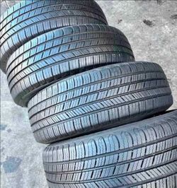 205 55 16 Michelin Tires Con 80% de Vida Las 4