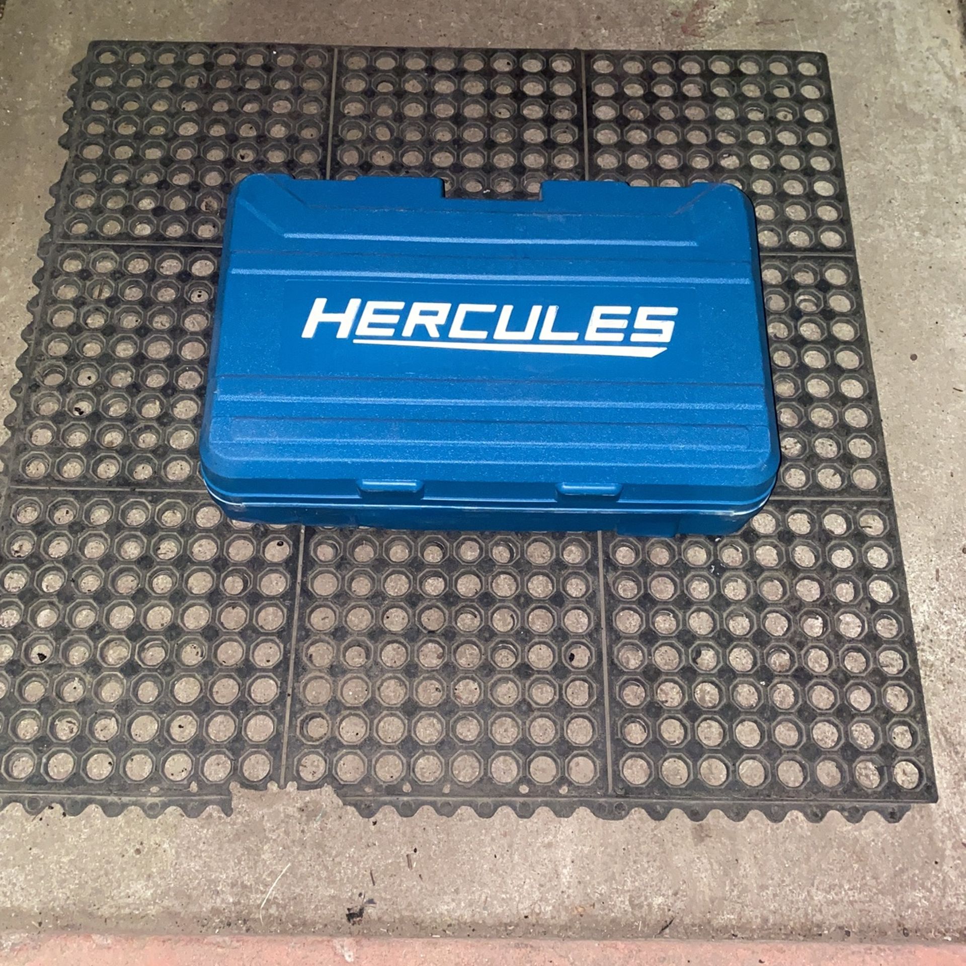 Hercules 12 lb SDS-Max Type Demolition Hammer