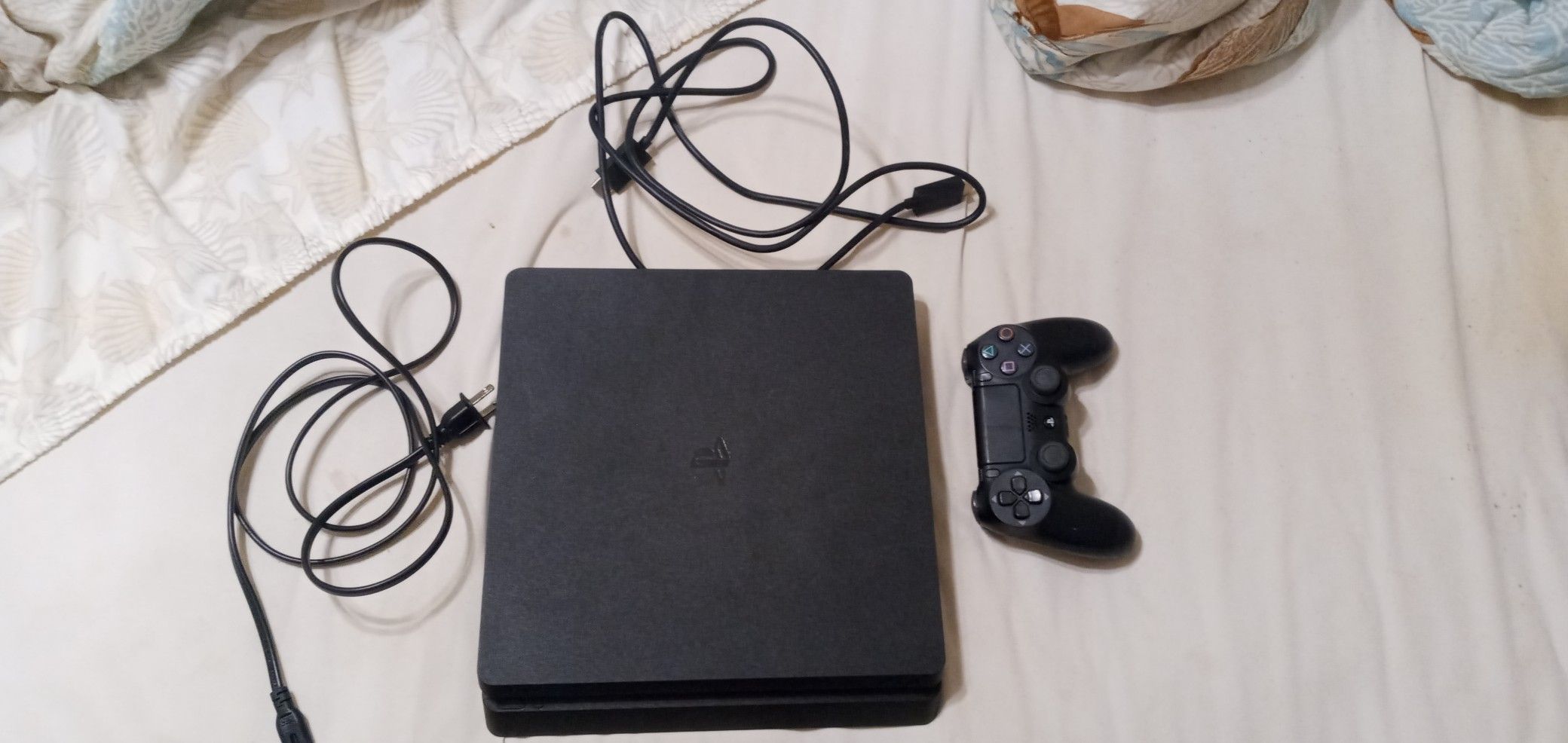 Sony Playstation 4 Slim - 852 GB Console (Used: Good Condition) Controller/HDMI/Headset