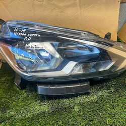 16-19 Nissan Sentra  Headlight 