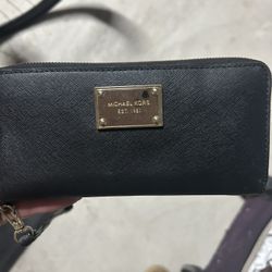 Black Michael Kors Wallet