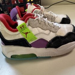 Nike Jordan Ma2 Bp Boys Shoes Size 7C Color: White/Black/Multi