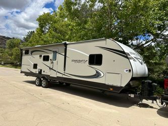 2020 StarCraft trailer two room