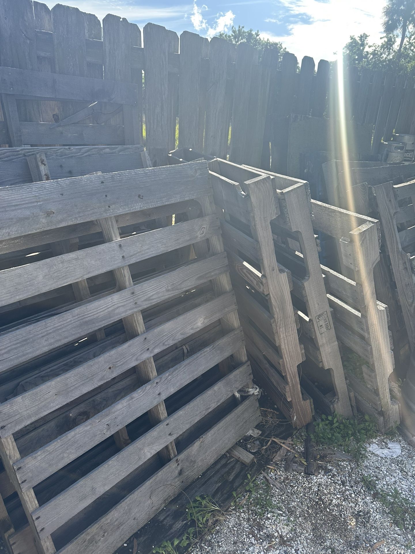 Free Pallets