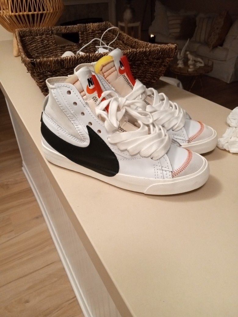 Nike Shoes Size 10