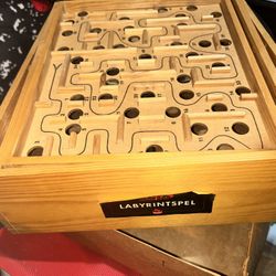 Vintage Labrynth Game