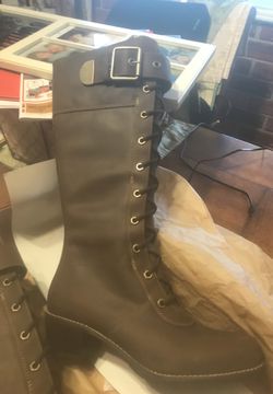 Red wing women’s size 8 brown leather boots (new)