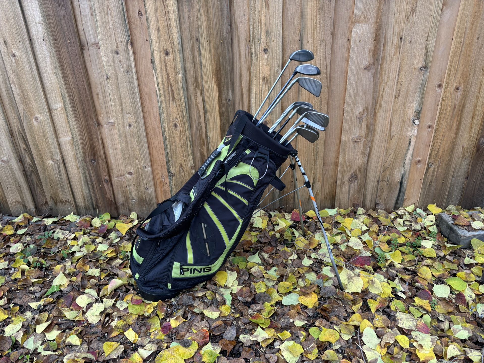 PING Golf Set (Callaway Driver+3i+4w+5i-pw+sw+putter+stand-up bag)