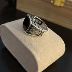 Men’s Silver Onyx Ring 