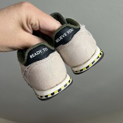 Reebok X Ghostbusters child’s sneakers with box (used)