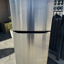 (FREE DELIVERY 🚚) LG REFRIGERATOR 
