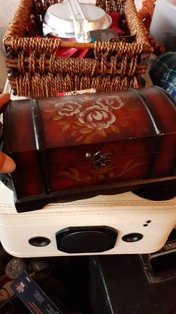 Decorative small chest