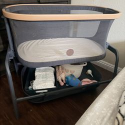 Maxi Cosi Bassinet 