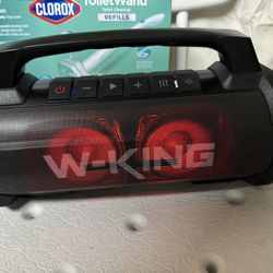 W-king D10 Portable Speaker