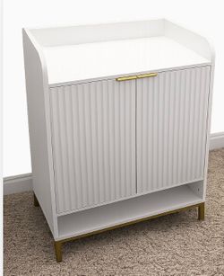 BRAND NEW ‼️🔥 Modern White & Gold Cabinet ‼️🔥