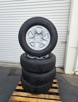 18" Toyota Tundra OEM wheel rims  5x150 takeoffs set of 4 