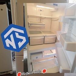 Fridge.    🛑Read Description 🛑