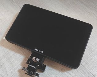 NEEWER F700 7" Camera Field Monitor 4k