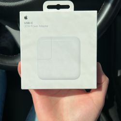 Apple USB-C Adapter 