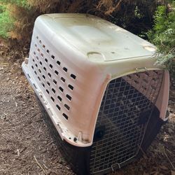 Large Petmate Compass Dog Kennel