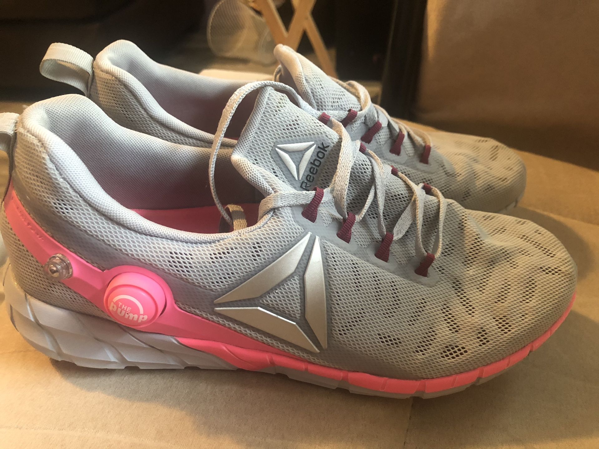 Reebok size 9 women’s