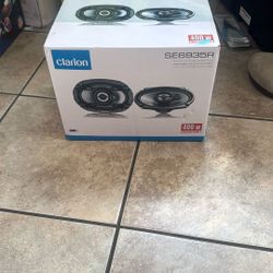 Clarion Pair SE6935R 220 Watt 6x9 Coaxial 3-Way Car Audio Speakers