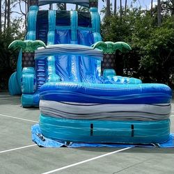 24 Foot Like New Water Slide With Pool !!!!!!!