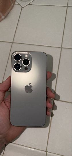Apple iPhone 15 Pro max Titanium 512 gb