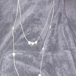 ANTIQUE GOLD FILLED LITTLE HEARTS NECKLACE AND PRETTY CHAIN I BELIEVE IT'S 24 KARAT GOLD OVER SILVER BUT IT'S PRETTY OLD FOR THE 1940S TO 50S