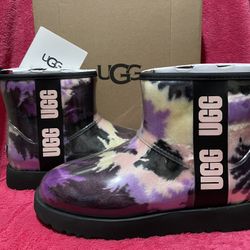 New! UGG Woman’s Classic Clear Mini Tie dye  Size 7 Waterproof 